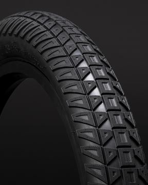 Picture of FLYBIKES RUBEN LIGERA TIRE 20*2.40 BLACK TREAD / BLACK SIDEW